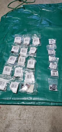 Cabinet catch double roller.