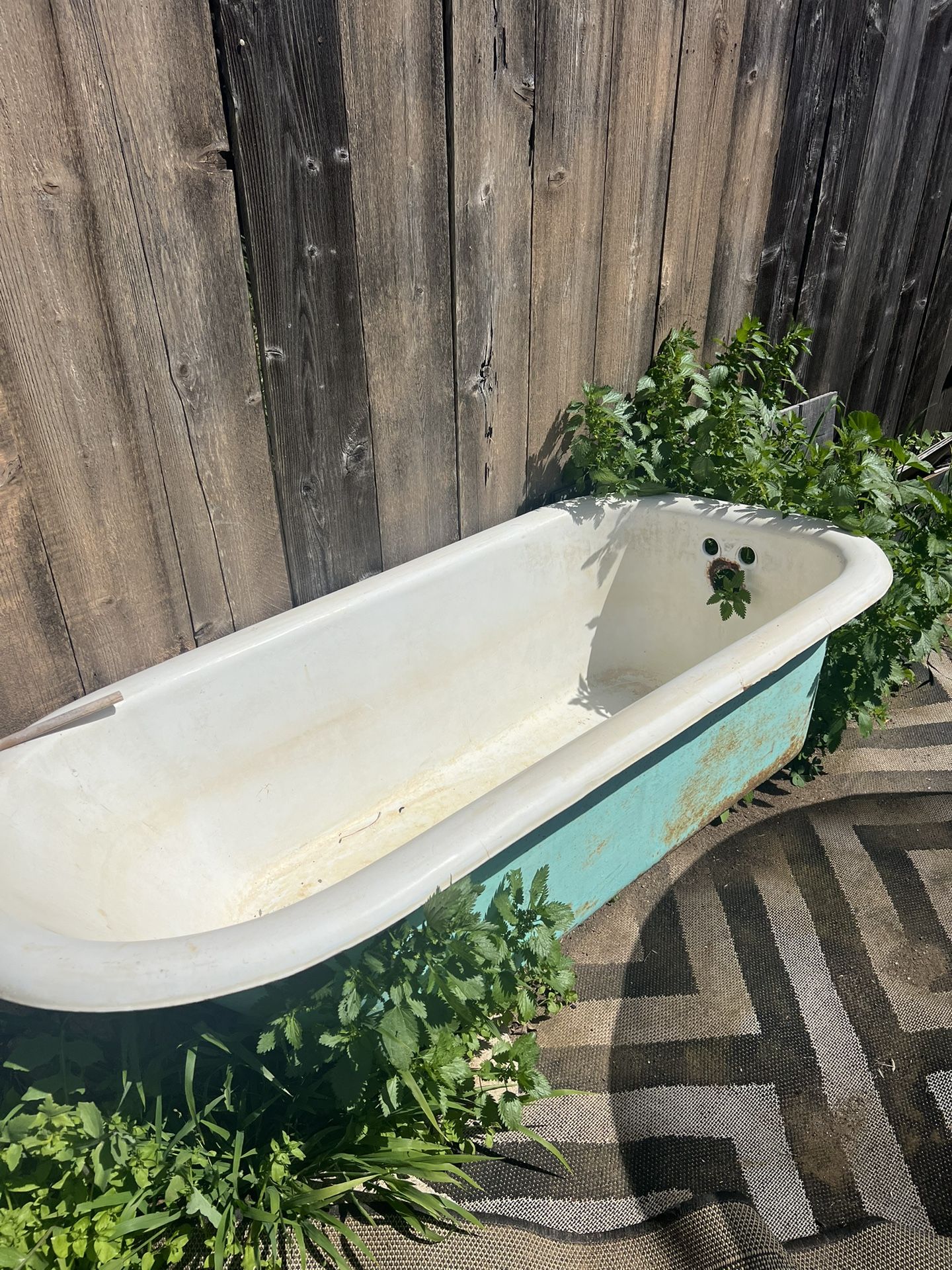 Outdoor Claw Foot Bathtub