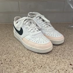Nike Size 5.5 Women’s