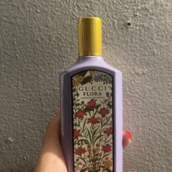 Gucci Flora