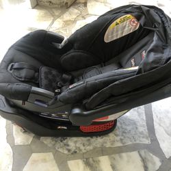 Britax Infant car seat 