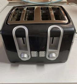 Black Decker Toaster