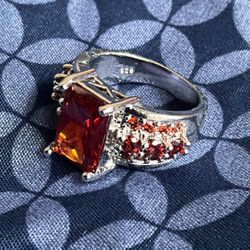 Elegant sterling silver 925 ring Size 7
