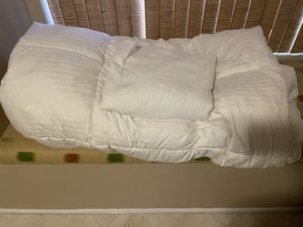 Pottery Barn Comforter With The Insert