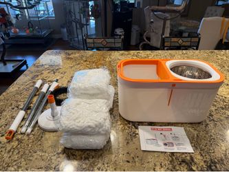 Floor Spin Mop and Bucket Set **BRAND NEW**