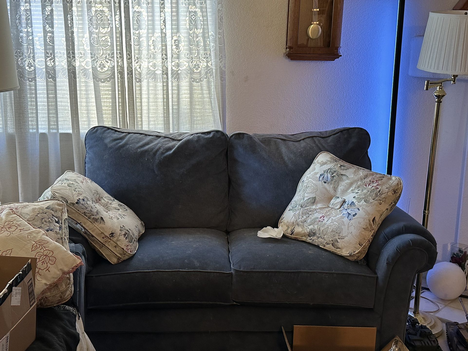 free couches! La verne, CA! for Sale in La Verne, CA OfferUp
