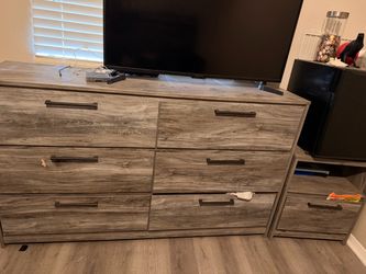Dresser and nightstand