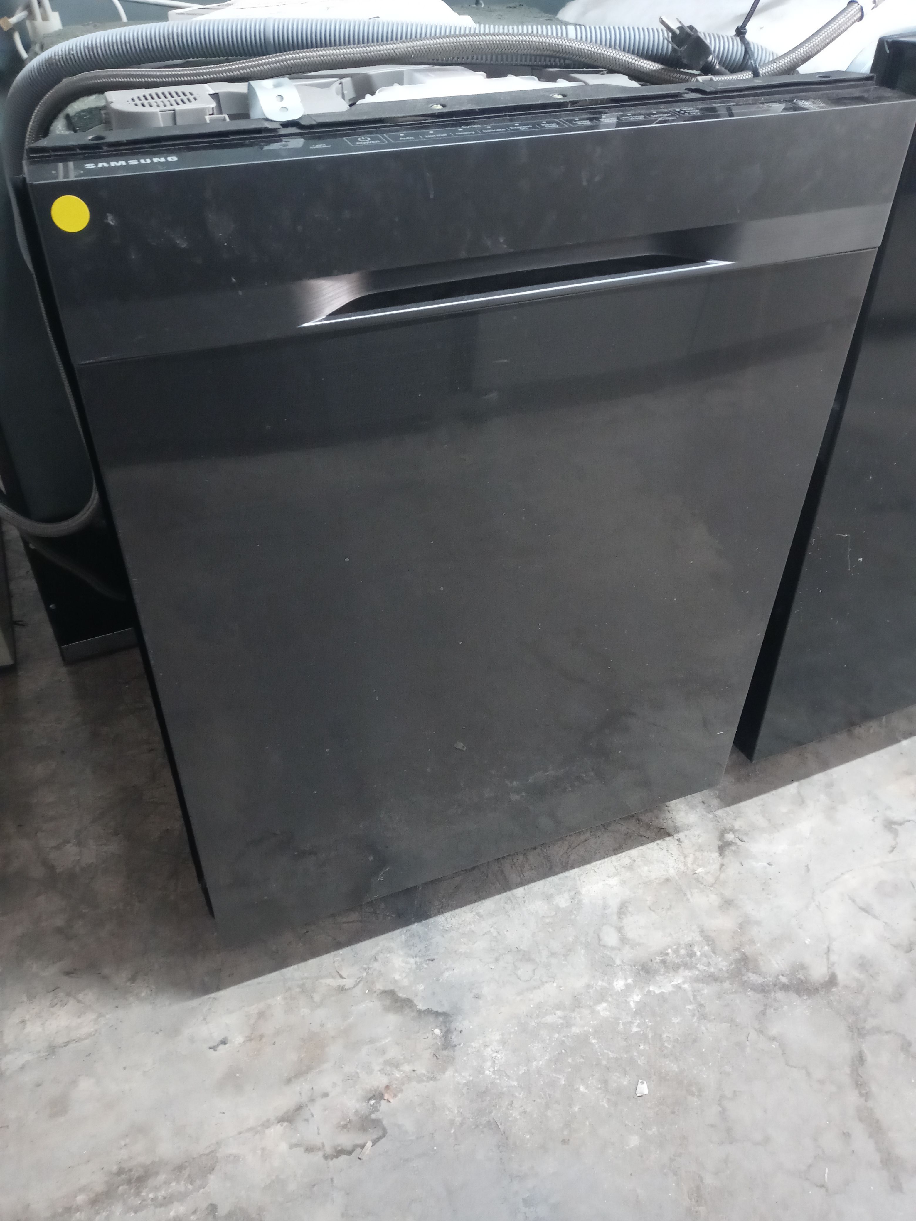 Samsung black stainless steel dishwasher with stainless tub - Free delivery