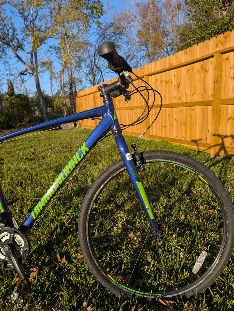 Diamondback Trace ST Hybrid Bike Bicycles