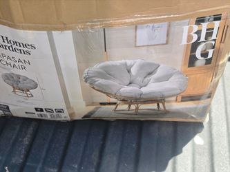 Papasan chair
