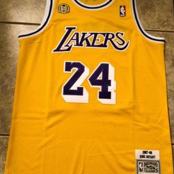 Los Angeles Lakers Jersey Kobe Bryant 