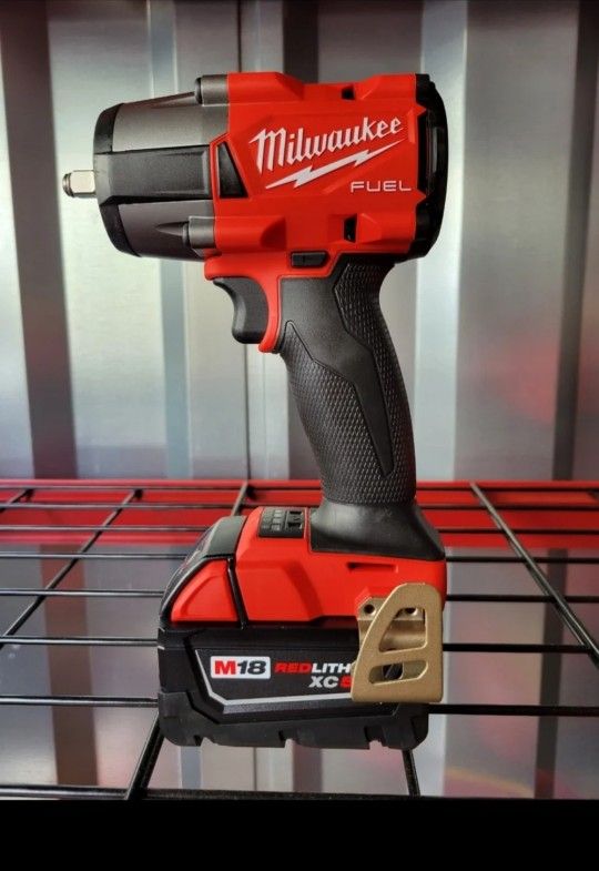 $409value FREE XC5.0 BATTERY! Milwaukee M18 FUEL 3/8" Mid Torque Impact Wrench! 