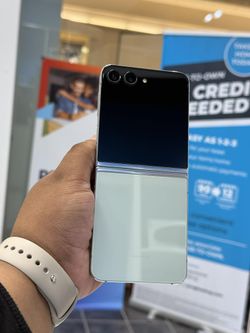 Samsung Galaxy Z Flip 5 5G - Pay $5 DOWN AVAILABLE - NO CREDIT NEEDED