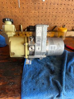 Chrysler (contact info removed) to 2014 power steering pump