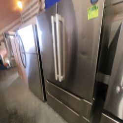 Refrigerator Midea