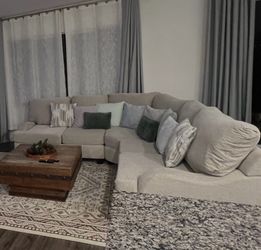 Sectional couch
