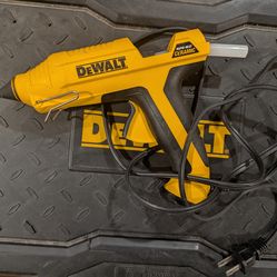 DeWalt Glue Gun