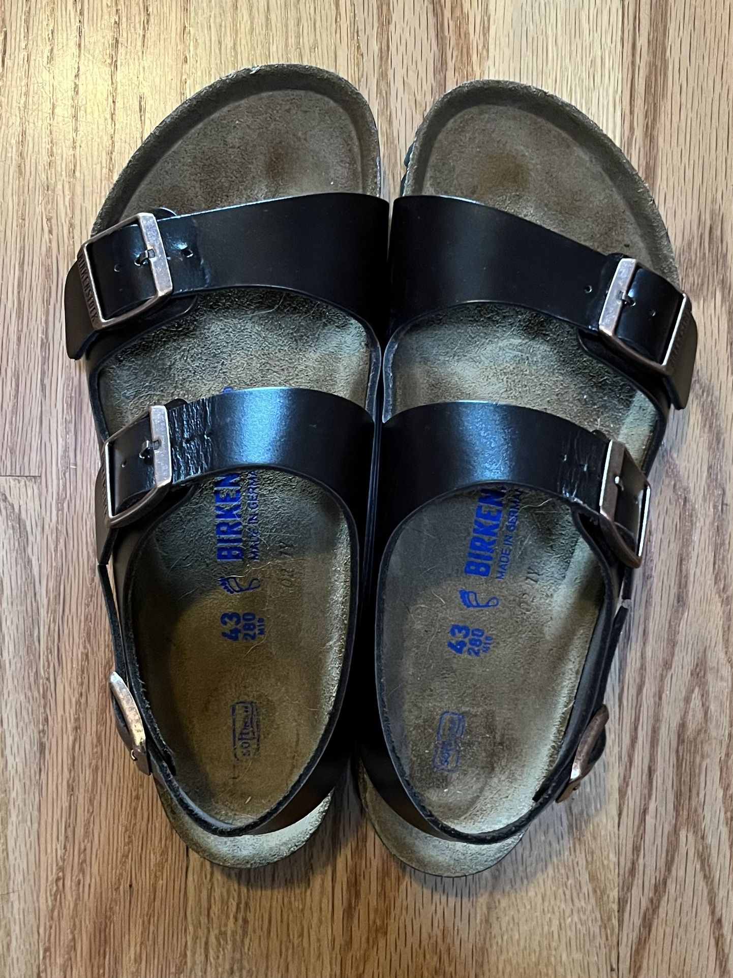 BIRKENSTOCKS Milanos Size 43