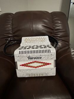 Tarazco Accordion