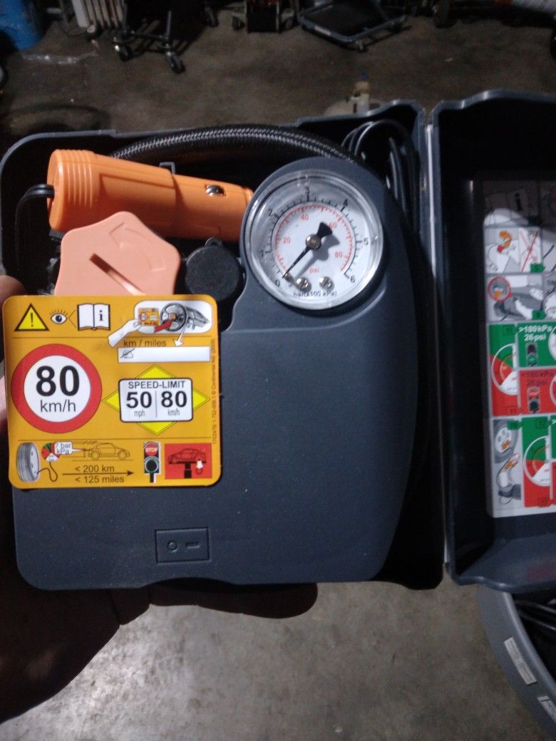 Portable Glove Box Compressor