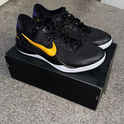 Kobe 8 Size 11.5 Black Gold