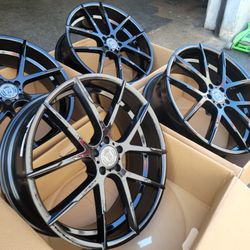 22" Lexani wheels/rims gloss black