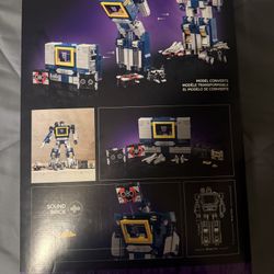 Lego Soundwave 