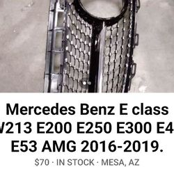 Mercedes Benz Grille