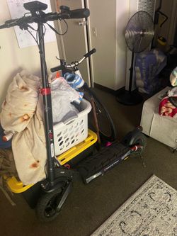 Electric scooter