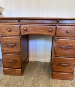 VINTAGE SOLID MAPLE DESK 