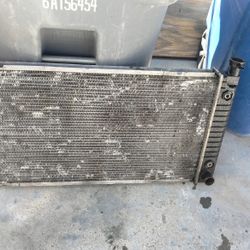 Chevy  5.7engine Radiator. 