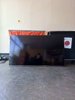 Samsung UN65MU8000 65-inch 4K UHD Smart Television with Wall Mount, Connect Box and Cables