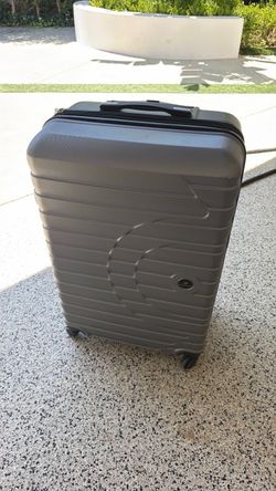 Hard Shell Rolling Spinner Suitcase