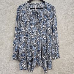 Melissa McCarthy Seven7 Top Womens 2X Butterfly Lightweight Long Sleeve Flowy 