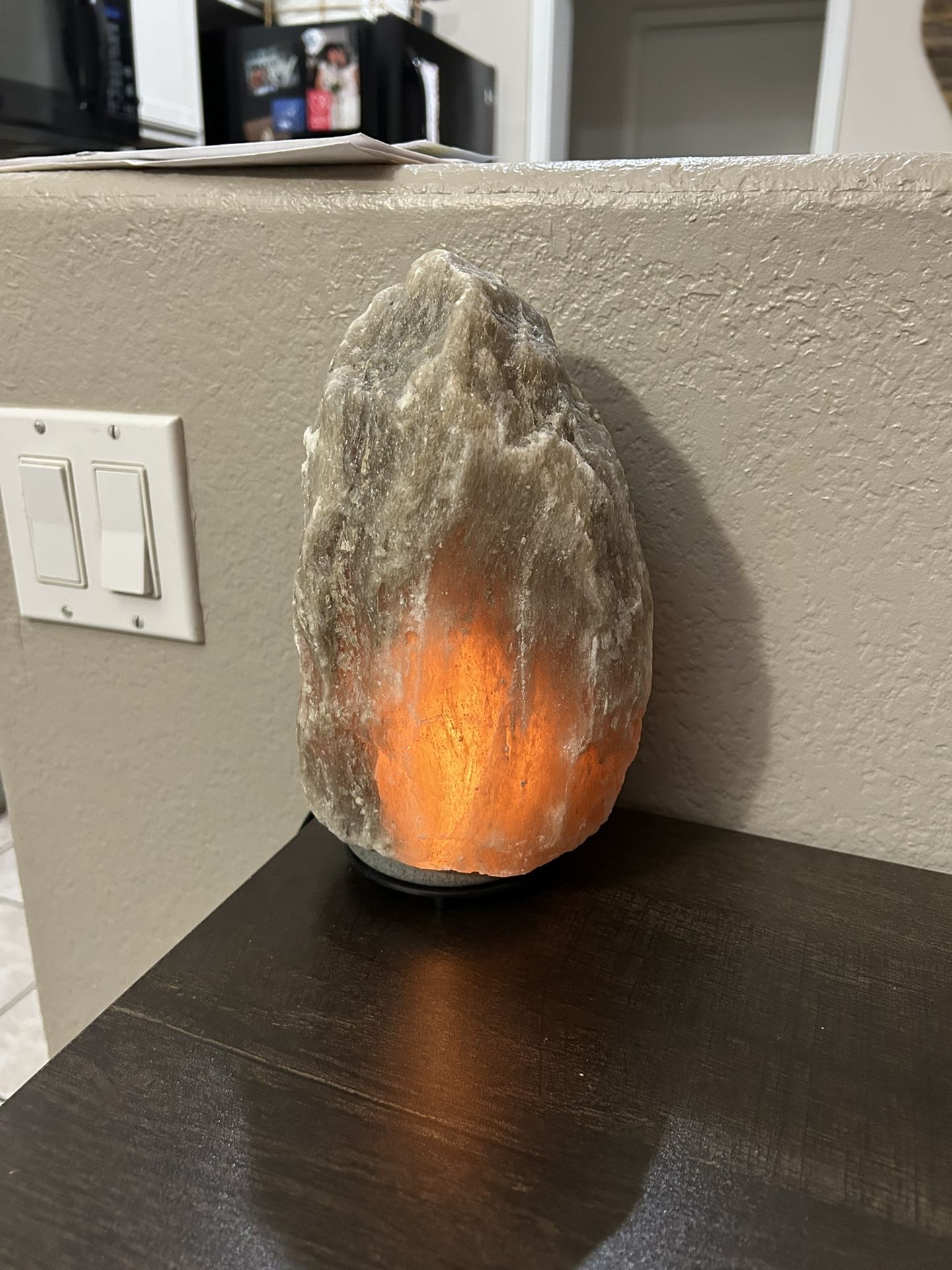 Himalayan Salt Lamp Dark Gray
