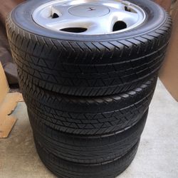 Wheels Honda CRX Si ’88 to ’91 OEM Stock Factory Original Rare Rims HX DX HF EF EG EK VX DA DC  This is good used set some minor scratches/wear AS-IS