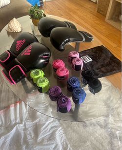 Women’ s Adiddas 16 oz Boxing  Gloves + Wrap Bundle