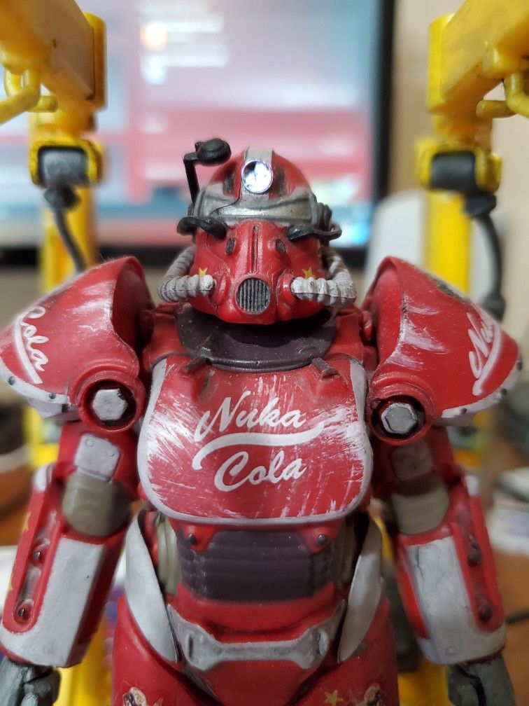 Fallout Power Armor USB Hub for Sale in Lawrenceville, GA - OfferUp