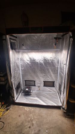 Grow tent