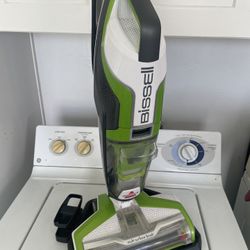 Vacuum Bissell Cross Wave