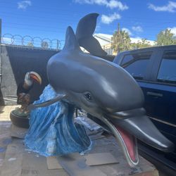 Dolphin