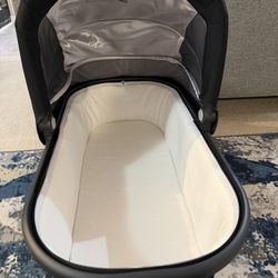Uppababy Vista Bassinet