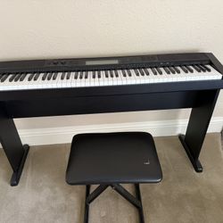 Casio  CDP 200R keyboard piano