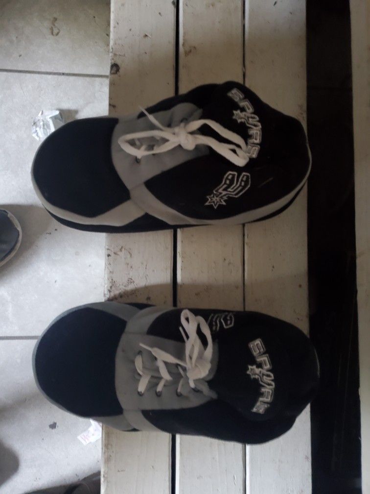 New Spurs House shoes