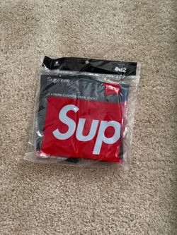 Supreme Socks Black