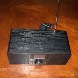Delphi MyFi XM2GO Portable XM Satellite Radio Receiver with Home / Car Kits