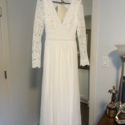 Lulu’s Wedding Dress-Small