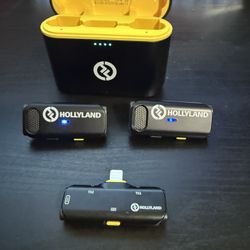 Hollyland Lark C1 Wireless Lavalier Microphone for iPhone 14 Or Older