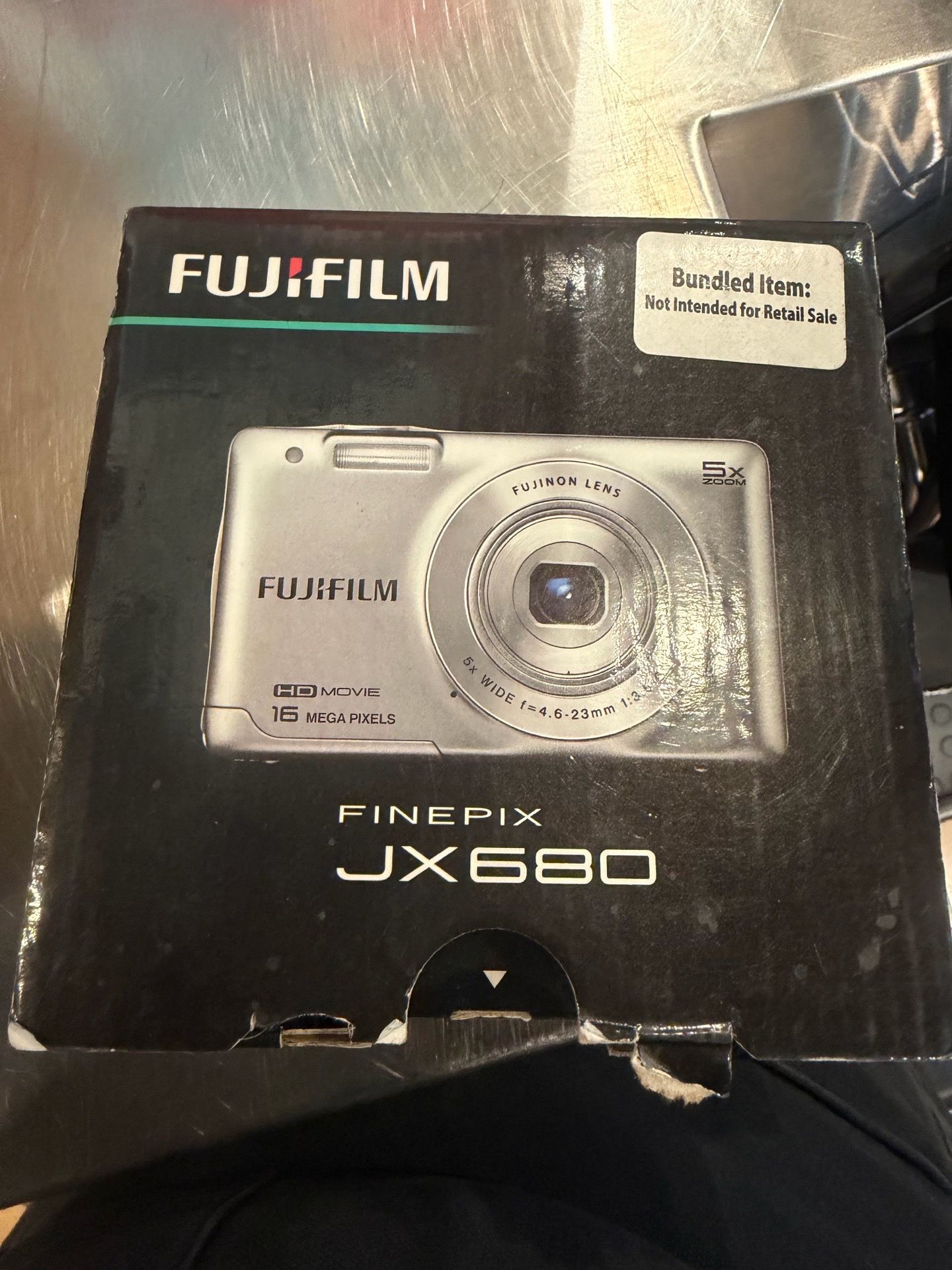 Fujifilm JX680 camera