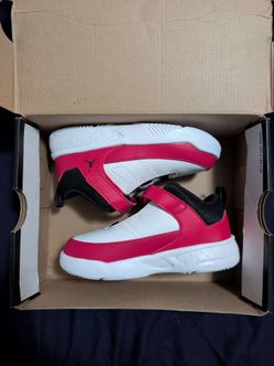 Jordan Aura 3 10c (New)
